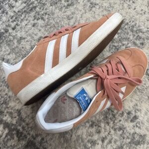 Adidas Gazelle Peach Women's 7 Great Condition Rare